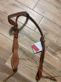 Vari accessori cavallo testiera bustino capezza