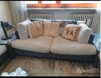 Divano 2 posti
