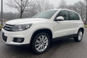 Volkswagen Tiguan 2.0 TDI 140CV 4MOTION*Automatik*