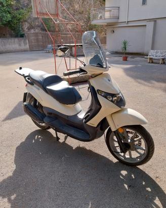 Piaggio BEVERLY 250 anno 2005