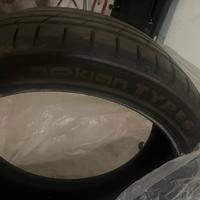 Nokian powerprof 225-40-19 93 y estive