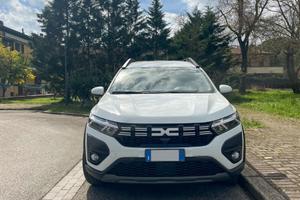 Dacia Jogger 2023 1.0 TCe GPL Expression - 5 posti