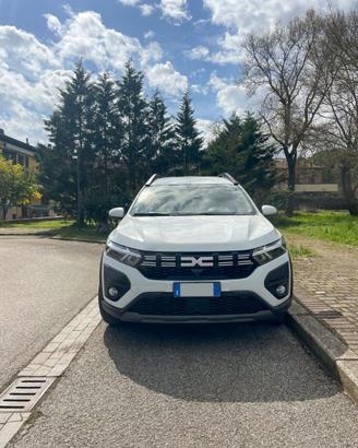 Dacia Jogger 2023 1.0 TCe GPL Expression - 5 posti
