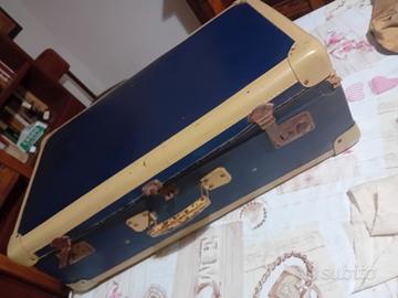 valigia vintage da auto aurora