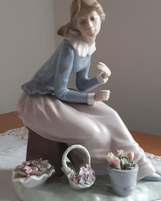venditrice di fiori Nao by Lladro'