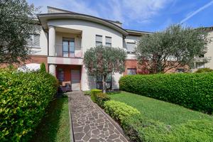 Villa a schiera Mariano Comense [359VRG]