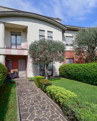 Villa a schiera Mariano Comense [359VRG]