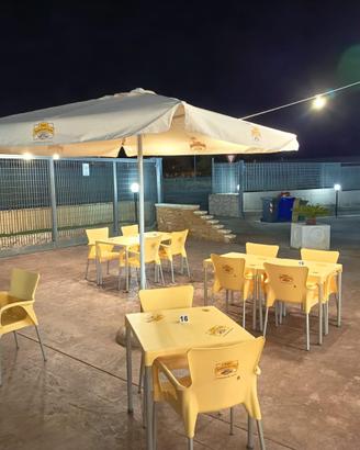 Tavoli + Sedie + Ombrelloni