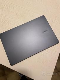 Laptop samsung galaxy book 3