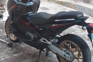 Honda integra sport 750