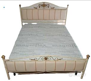 Letto matrimoniale in ferro battuto+rete doghe in 