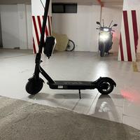 Monopattino elettrico vivobike