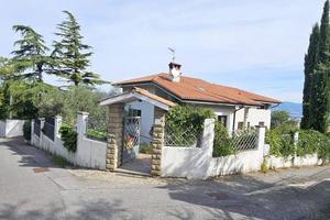 Villa di 326 m² con più di 5 locali e box auto dop