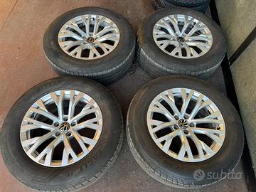 4 CERCHI 18 VW Touareg - 4 Gomme 235.65.18