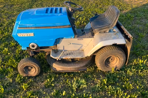 Trattorino tagliaerba mtd