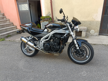 Triumph speed triple 955i