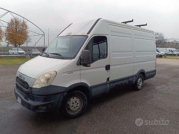 IVECO IVECO DAILY 35S15/2.3 V /P - FURGONE