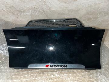 Cassettino Originale VW golf 7/7.5R+usb/aux