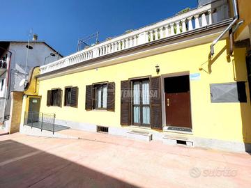 ALPIGNANO-CENTRO-APPARTAMENTO INDIPENDENTE DI RECE