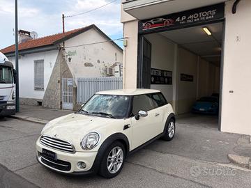 Mini 1.6 16V Cooper D KM 100000
