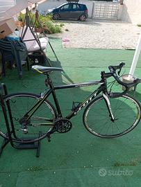 bici da corsa Scott 