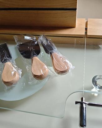 Tagliere tagliaformaggi in vetro e legno