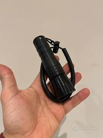 Torcia led pesca sub