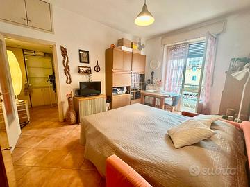 Bilocale con balcone e cantina- 700 euro