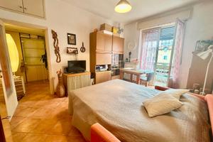 Bilocale con balcone e cantina- 700 euro