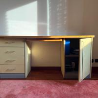 Scrivania by Cassina