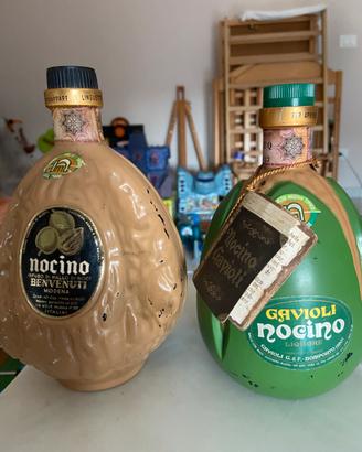 Bottiglie liquore nocino vintage