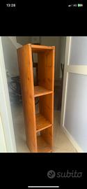 Scaffale in legno