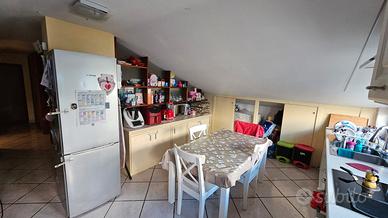 Bilocale ammobiliato con posto auto