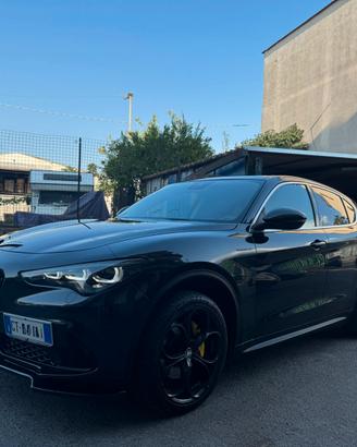 Alfa Romeo Stelvio 2.2 210 CV AT8 Turbo Diesel