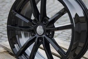 Cerchi in lega Dedica Volkswagen 8x18 Gloss Black
