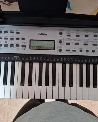 tastiera Yamaha YPT 270+ stand