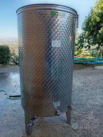 attrezzatura cantina