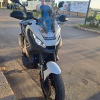 Honda X-ADV 750 2019 PERFETTA KM15000 GARANZIA