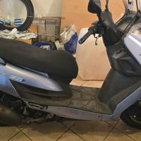 Scooter - Kymco Dink 200i 176cc