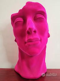 Statua viso velluto
