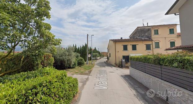 Stanza singola a 5 minuti dalla stazione