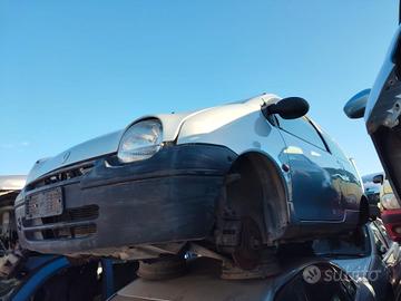 Ricambi RENAULT TWINGO 1.2 benzina anno 1999