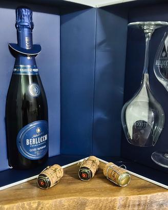 6 Franciacorta più 1 Berlucchi in scatola .