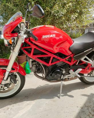 Ducati Monster s2r 1000