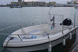 Barca per Pesca/Trasporto