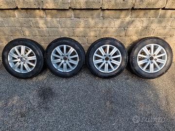 Cerchi in lega originali VW 15 golf 6 gommati