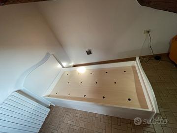 Letto con cassettone