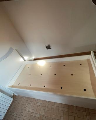 Letto con cassettone