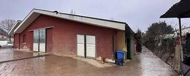 Immobile in asta di 3357 m² con 1 locale a Morgano
