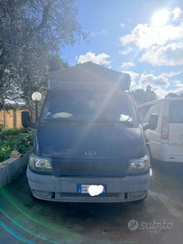 Ford transit centina - 137.489 km